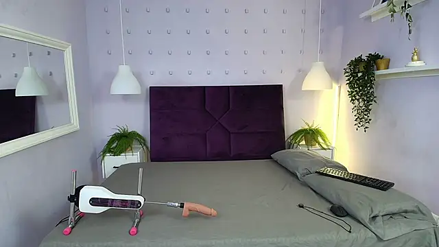 Yasminbrattz online show from July 1, 11:32 am