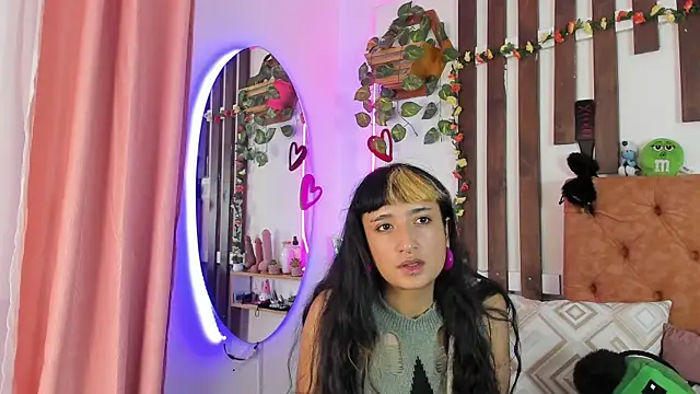 MeowMota  online show from May 5, 6:11 pm