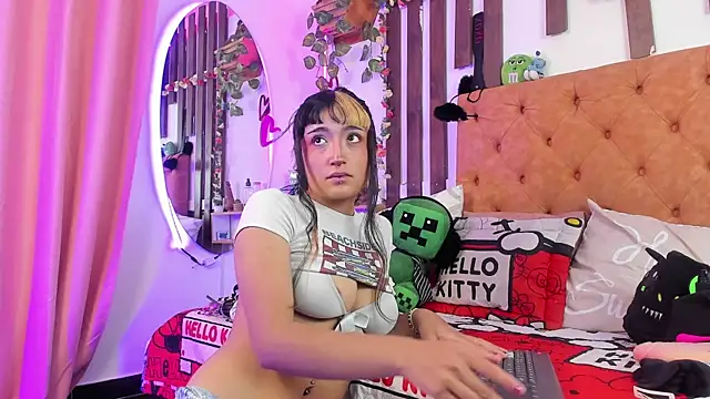 MeowMota  online show from April 9, 6:24 pm