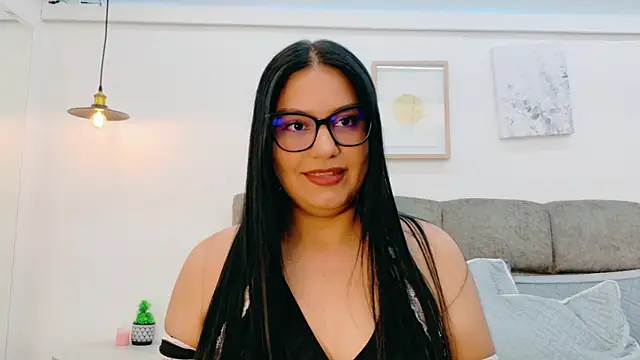 AlmaRose  online show from May 7, 1:04 pm