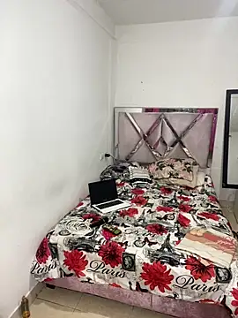 NataliaMillers online show from March 18, 4:39 am