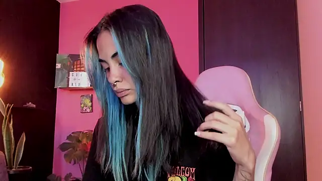 azula lillet online show from January 16, 10:06 pm