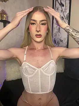 Alana Stone online show from May 10, 5:04 pm
