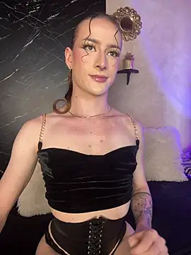 Alana Stone online show from May 18, 6:47 pm