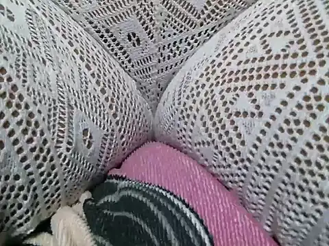 hotcandyxtrem online show from March 3, 10:16 pm