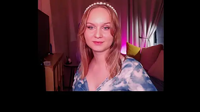 amelia blondie online show from April 10, 8:59 pm