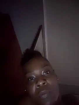 BigbootyHoe27 online show from January 7, 3:04 pm