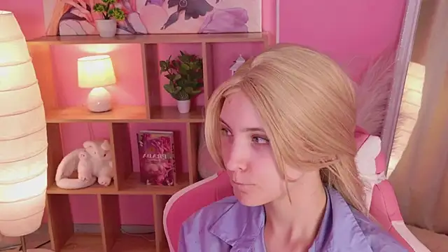 Yayaa Love online show from March 24, 6:41 am