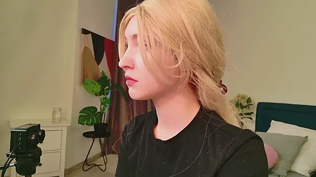 Yayaa Love online show from April 6, 6:03 am