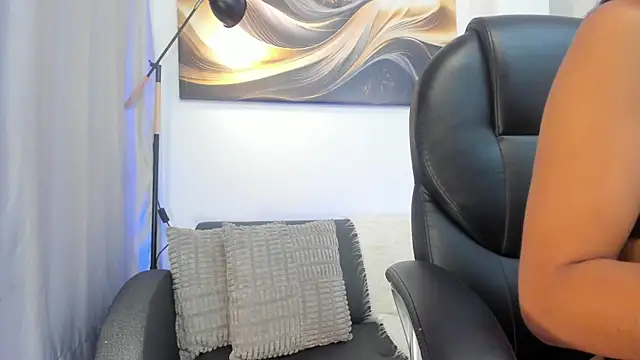 Britney Cortez online show from February 27, 12:16 pm