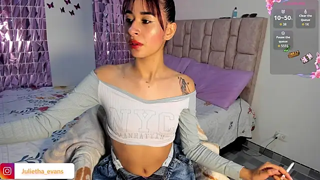 Julietha-evans online show from March 25, 11:07 pm