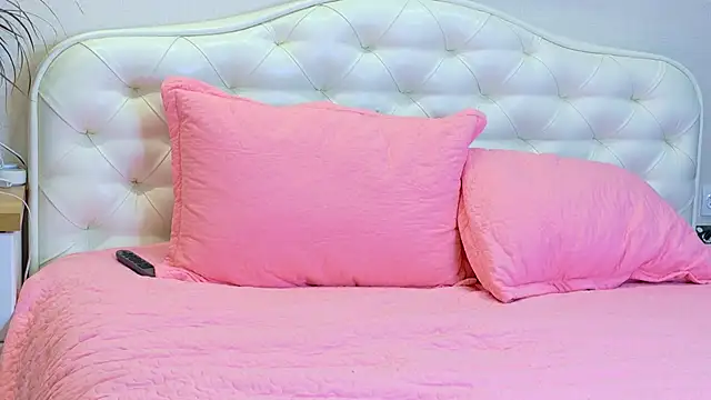 LadySweetWife online show from May 16, 2:58 am