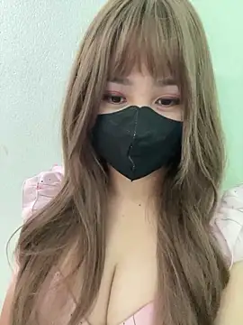 -Violet-t online show from May 15, 12:19 pm