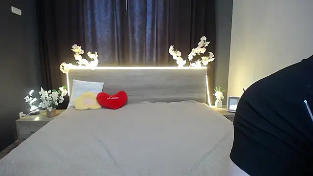 OliviaVerr online show from May 25, 12:26 pm