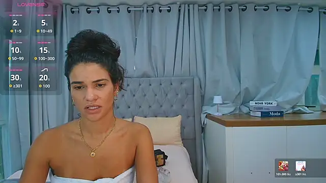 Maxine Spencer online show from March 31, 7:58 pm