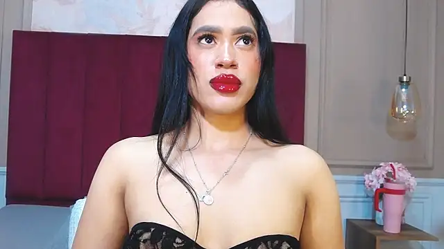 GiaTegel online show from May 12, 3:04 am