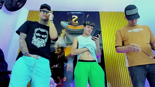 Sti Sex Boy online show from February 23, 4:02 am