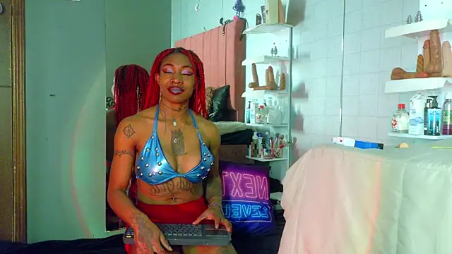 DaniaMarcell online show from May 14, 3:34 am