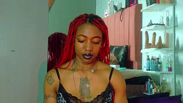 DaniaMarcell online show from May 16, 4:15 am