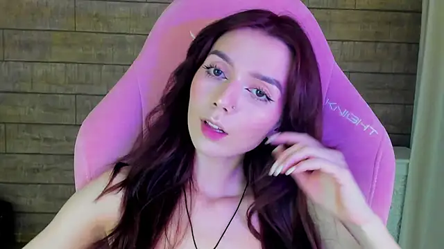 VanessaVienne online show from May 9, 4:31 pm