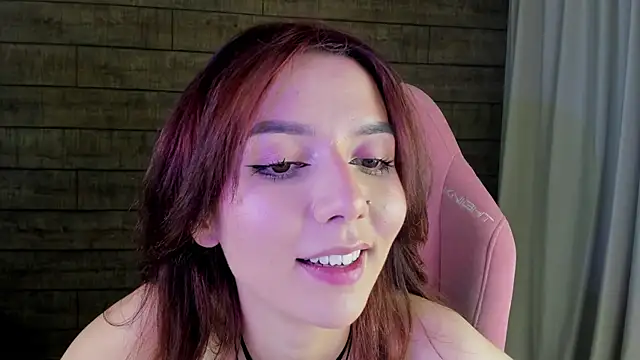 VanessaVienne online show from May 12, 4:35 pm