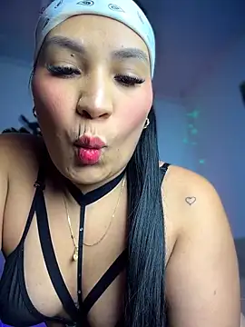 YaraXX1 online show from April 2, 4:43 am