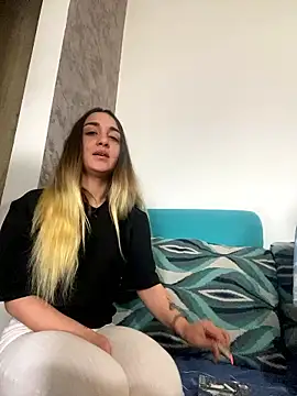 larisaizb29 online show from January 8, 12:42 pm