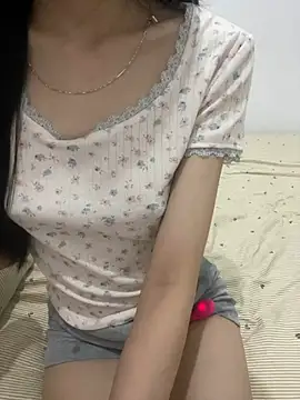 Linhtruong   online show from May 14, 6:36 pm