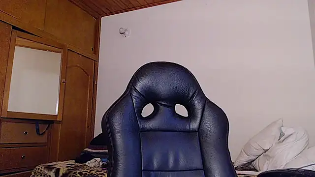 Shanel Lozano online show from March 23, 8:04 pm