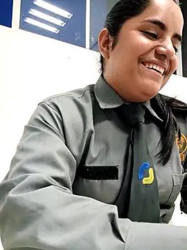 Isabel 3 online show from March 29, 11:15 pm