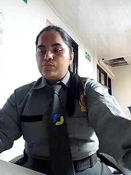 Isabel 3 online show from April 10, 12:38 am