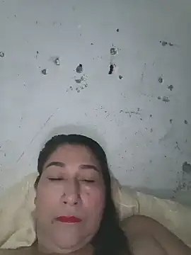 PatriciaGrajales online show from May 21, 3:43 pm