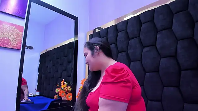 MiaRouss69 online show from January 17, 11:50 am