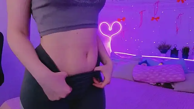 SunshineBlaze online show from February 8, 5:44 am