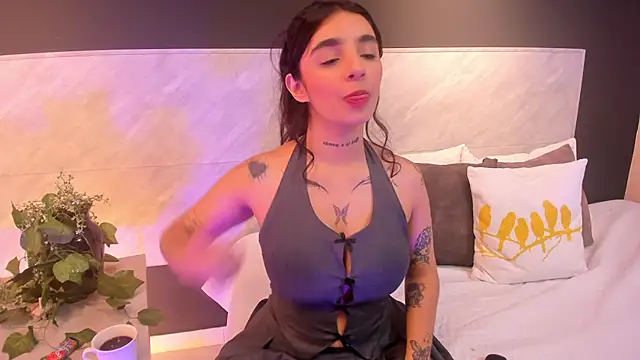 Abriil cutee online show from May 16, 1:52 am