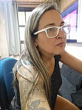 bellafortune69 online show from April 1, 4:26 pm