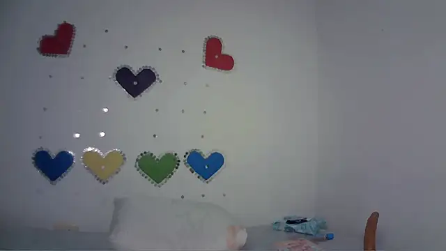 Mia Suarez7 online show from May 25, 2:21 am