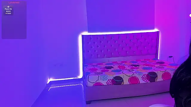 kitty violet11 online show from January 16, 9:44 pm