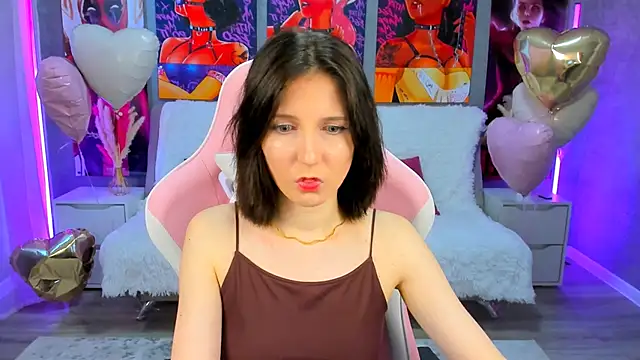 KikaOsterman online show from February 22, 6:25 am