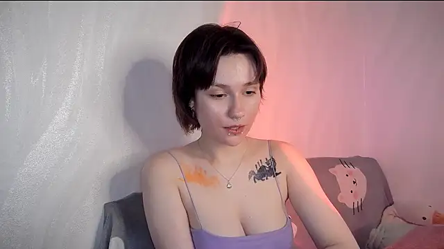 UwuJudy Osas online show from April 4, 1:21 pm