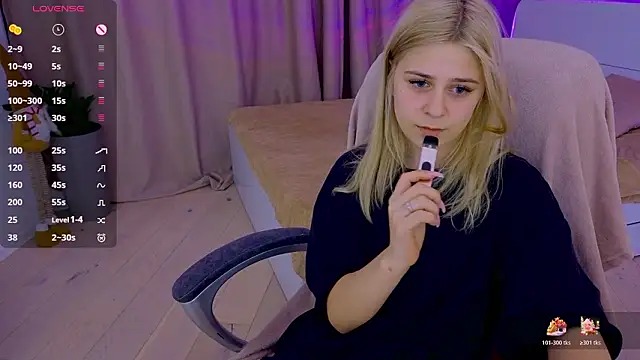 ApheliaStar online show from March 6, 7:31 pm