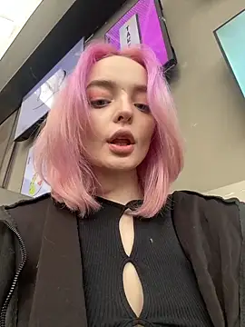 aka Blonde online show from March 4, 5:36 am