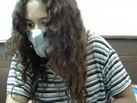 AngelAnaya018 online show from January 13, 9:30 pm