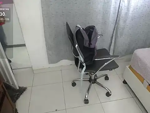 miss charlott 18 online show from March 21, 11:26 am