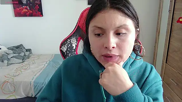yessica gomez01 online show from May 23, 9:13 pm