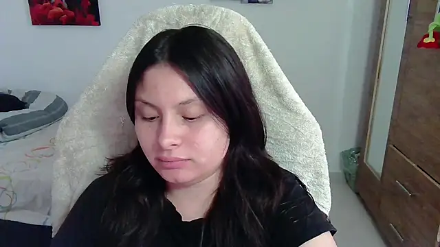 yessica gomez01 online show from May 11, 10:07 pm