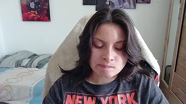 yessica gomez01 online show from May 16, 8:41 pm