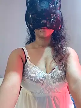 cutehotwife online show from May 18, 4:07 am