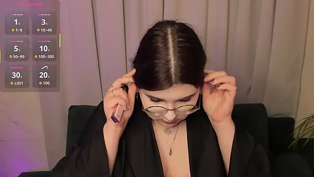 Siena aa online show from February 19, 8:40 pm