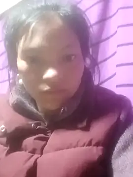 jjennyyy online show from January 14, 2:44 pm